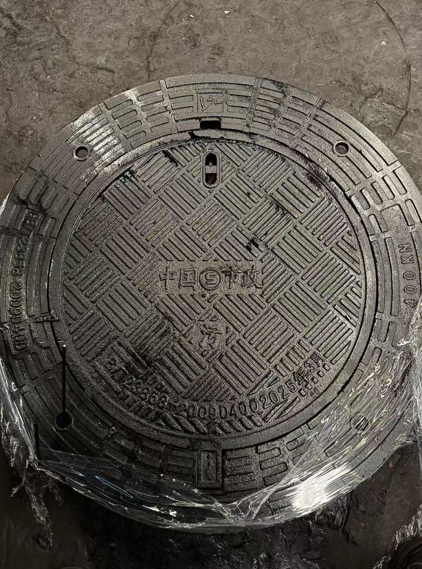 岚皋球墨铸铁防沉降井盖展示